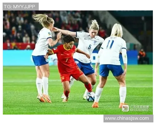 广州与杭州足球队赛后分析：战术配合与关键时刻的表现探讨