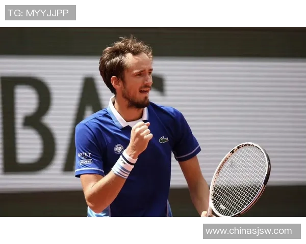 深度解析深圳网球队技术特点与对手差异的全面对比分析 深度解析深圳网球队技术特点与对手差异的全面对比分析